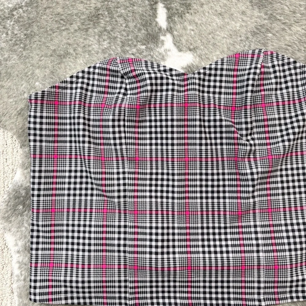 NWT Torrid Ponte Sweatheart Tube Top - Picture 2 of 10